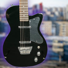 Load image into Gallery viewer, Silvertone 1303 BK Electric Guitar Reissue (black)