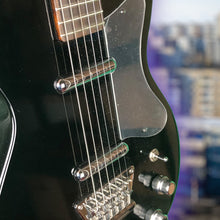 Load image into Gallery viewer, Silvertone 1303 BK Electric Guitar Reissue (black)
