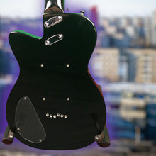 Load image into Gallery viewer, Silvertone 1303 BK Electric Guitar Reissue (black)