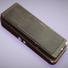 Load image into Gallery viewer, Dunlop GCB‑95 CryBaby Wah – Good Condition, Classic Wah Tone