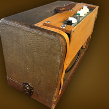 Load image into Gallery viewer, Custom Handwired Tube Amp by Rick Crownover – Pro Modified Champ Circuit in Vintage Projector Case