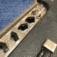 Load image into Gallery viewer, Peavey Classic 50 4x10 Tube Guitar Amplifier