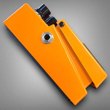 Load image into Gallery viewer, Boss DS-1 Distortion Guitar Effect – Tested – Original Box