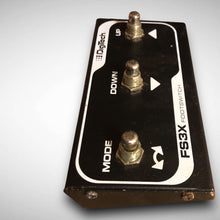 Load image into Gallery viewer, DigiTech FS3X External Footswitch for JamMan / Trio / GNX