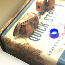 Load image into Gallery viewer, Player's GearFuzzrite circuit fuzz pedal