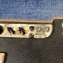 Load image into Gallery viewer, Peavey Classic 50 4x10 Tube Guitar Amplifier