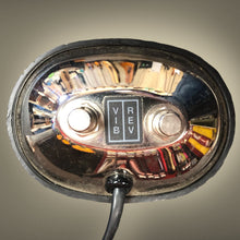 Load image into Gallery viewer, Fender Deluxe Reverb reissue Guitar Amplifier