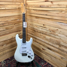 Load image into Gallery viewer, Vintage V6JMH Fillmore S-style guitar