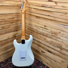 Load image into Gallery viewer, Vintage V6JMH Fillmore S-style guitar