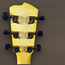 Load image into Gallery viewer, Breedlove Artista Concerto - Natural Shadow
