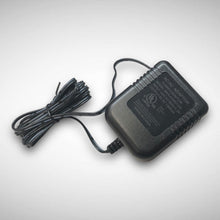 Load image into Gallery viewer, DigiTech JamMan Stereo Looper – XLR Input, Power Supply Included
