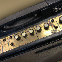 Load image into Gallery viewer, Vintage Magnatone M10 (1962–63) – Serviced &amp; Singing
