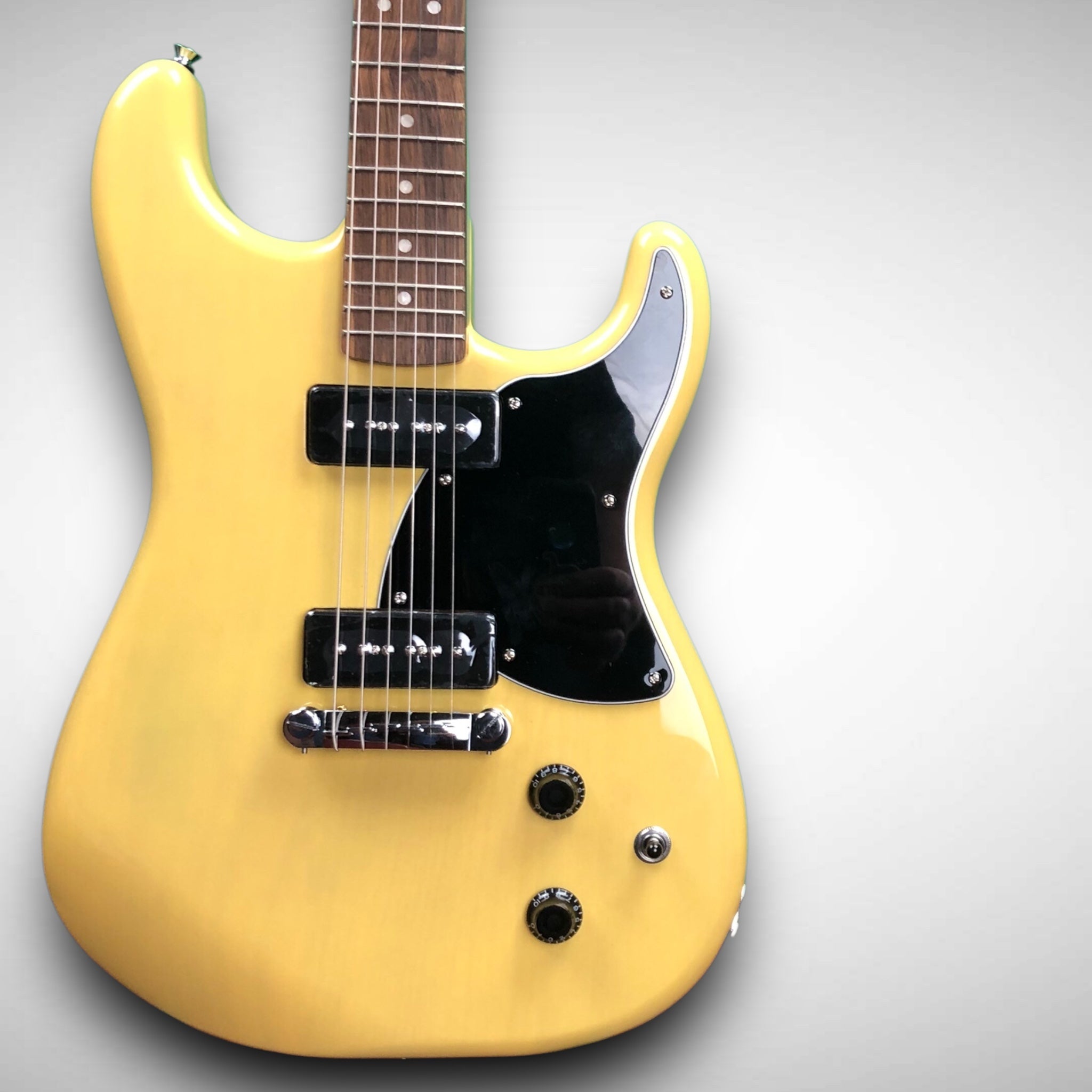 ギター SQUIRE Stratocaster P90 Squier Paranormal Series Strat-O-Sonic P90 Hardtail Electric