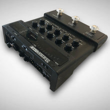 Load image into Gallery viewer, DigiTech Vocalist Live 3 Vocal Harmony Processor w/ Power Supply &amp; Original Box

