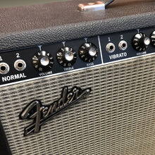 Load image into Gallery viewer, Fender Deluxe Reverb reissue Guitar Amplifier
