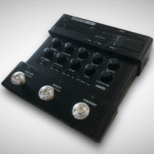 Load image into Gallery viewer, DigiTech Vocalist Live 3 Vocal Harmony Processor w/ Power Supply &amp; Original Box
