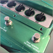 Load image into Gallery viewer, Line 6 DL4 Delay &amp; Looper – Tested, Good Used
