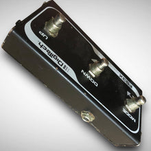 Load image into Gallery viewer, DigiTech FS3X External Footswitch for JamMan / Trio / GNX

