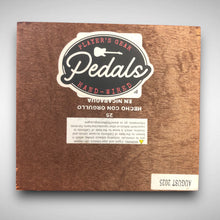 Load image into Gallery viewer, Player's Gear 3X Fuzz Pedal--built in Nesticos Cigar Box

