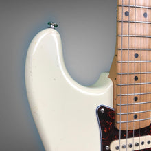 Load image into Gallery viewer, Custom Partscaster Strat – Allparts Neck, GFS Pickups, CTS Electronics
