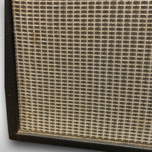 Load image into Gallery viewer, Fender  Musicmaster Bass 12-Watt 1x12" Bass Combo
