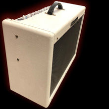 Load image into Gallery viewer, Fender Blues Deluxe &quot;White Lightning&quot; Limited Edition Tube Amplifier
